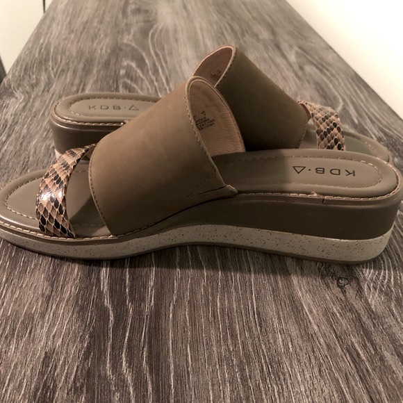 KDB Kelsey Dagger Hayden Slides - Picture 7 of 8